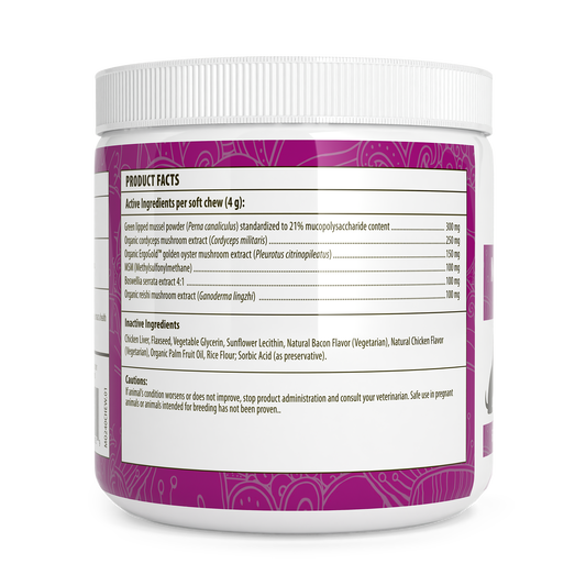 The image displays the product label for Real Mushrooms Mushroom Mobility Pet Chews, showing active and inactive ingredients, directions, and cautions for this soft chew supplement supporting pet joint health with green lipped mussel.